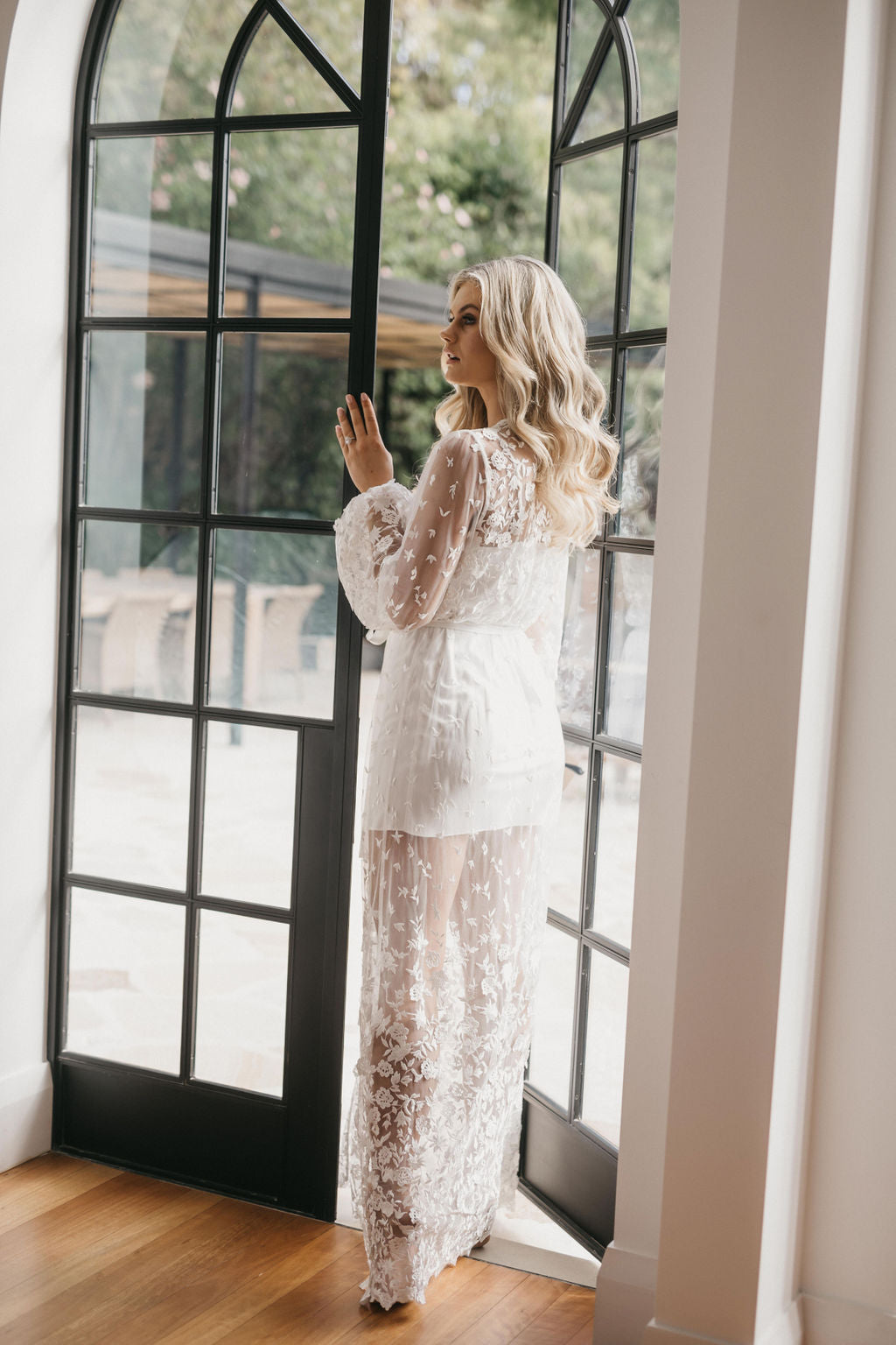 Lace Bridal Robe - Le Rose