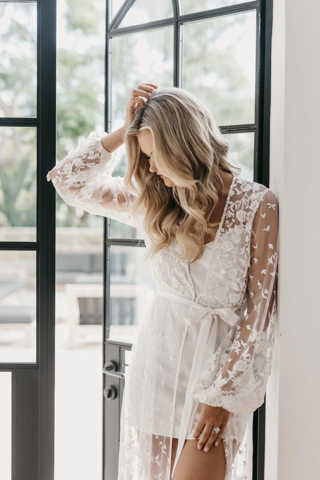 Lace Bridal Robe - Le Rose